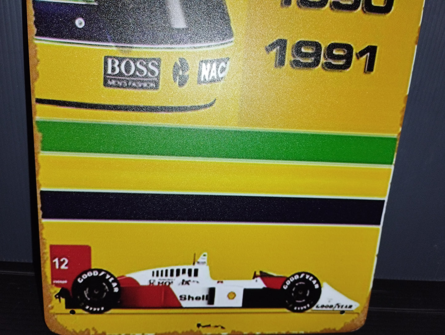 Targa Ayrton Senna World Champion

In metallo