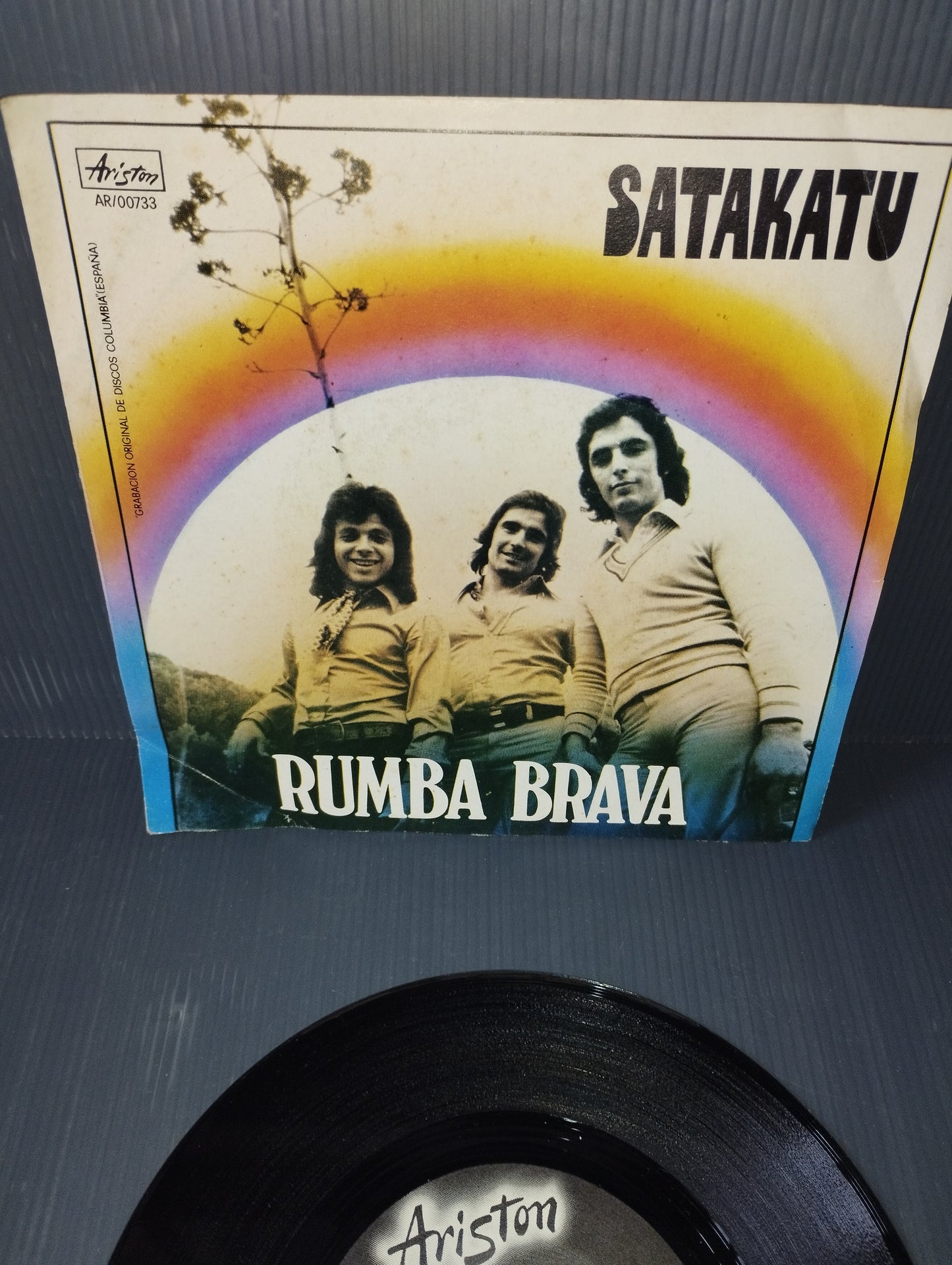 Satakatu/Falsas Palabras" Rumba Brava 45 rpm Published by Ariston Cod.AR/00733