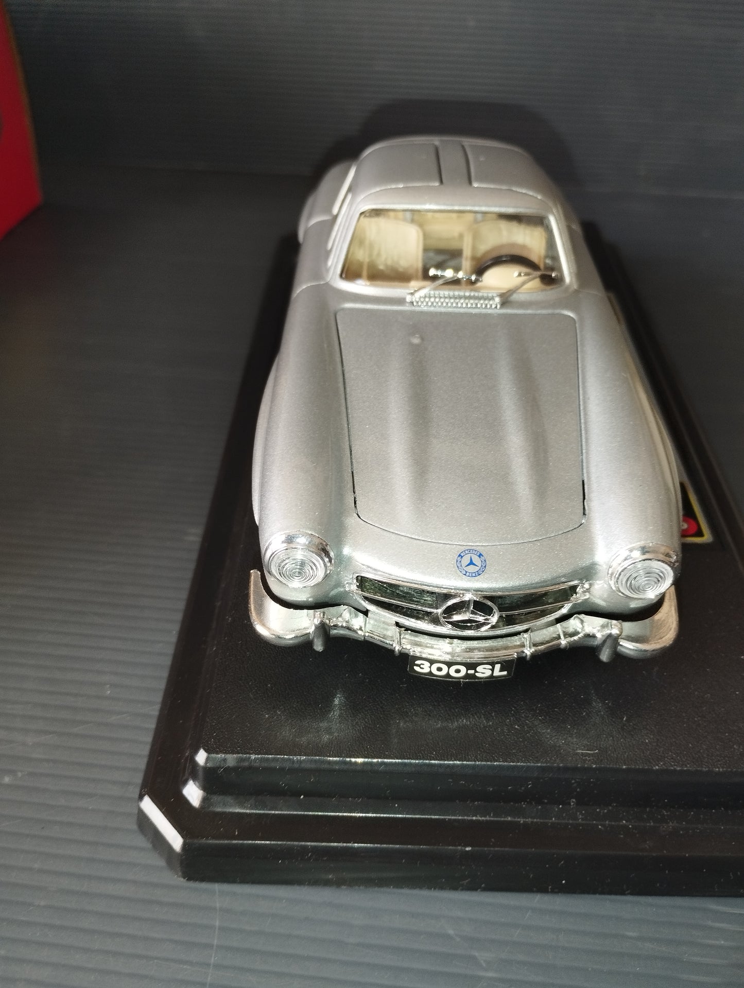 Mercedes Benz 300 SL model (1954) Produced by Burago Cod.0522