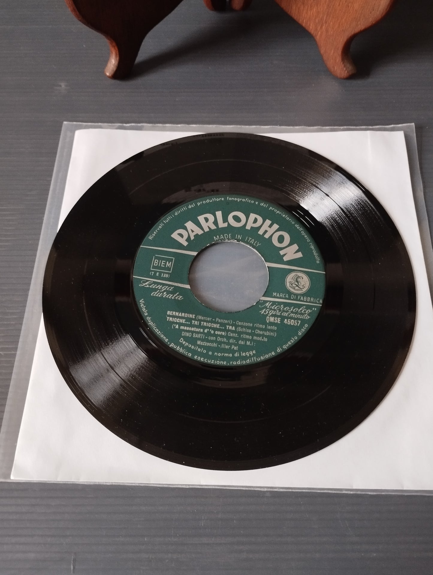 La Voce Nuova" Dino Sarti EP

Edito nel 1958 da Parlophon Cod.QMSE 45057