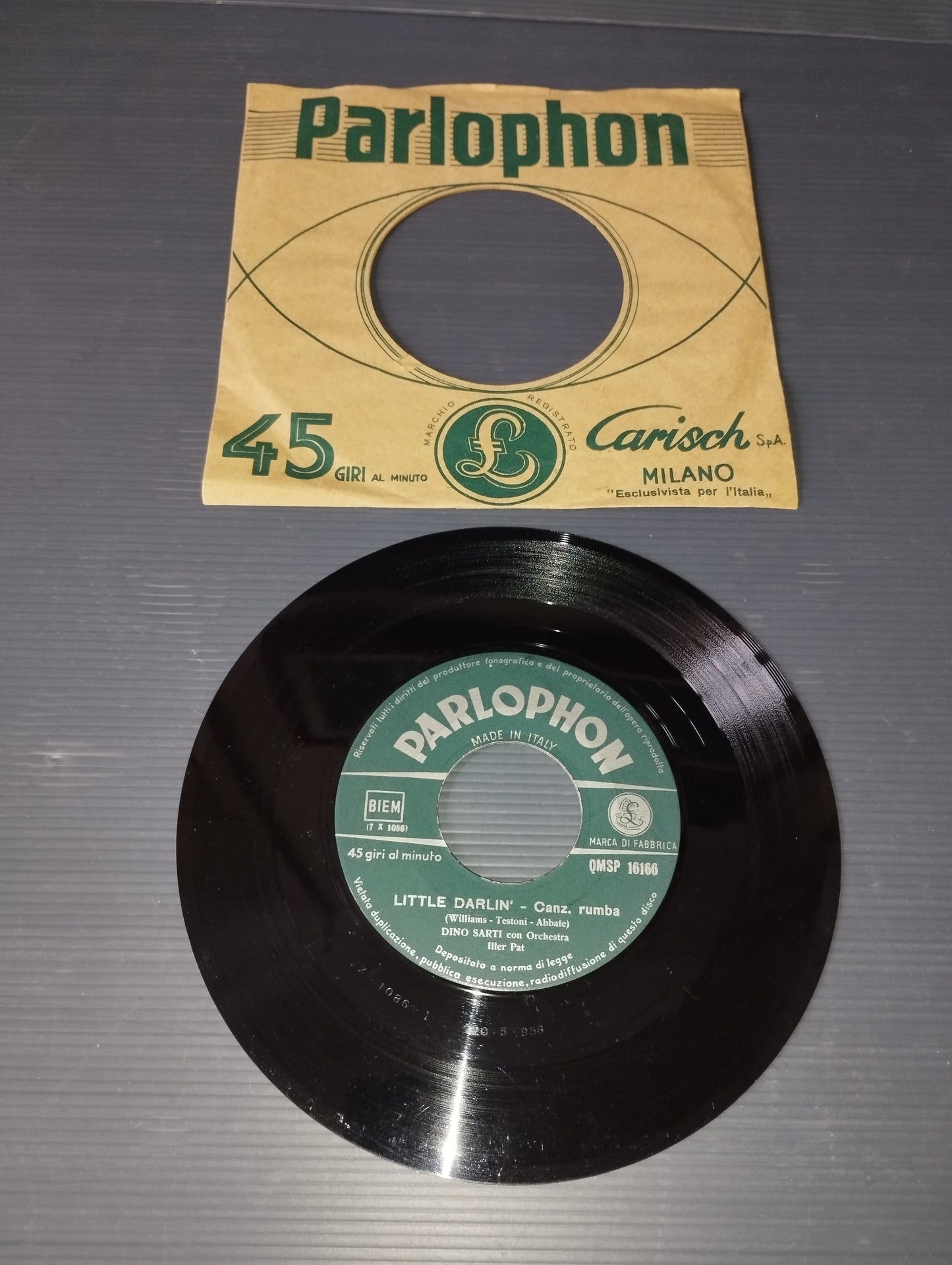 Come prima/Little Darlin" Dino Sarti 45 giri

Edito nel 1958 da Parlophon Cod.QMSE 16166