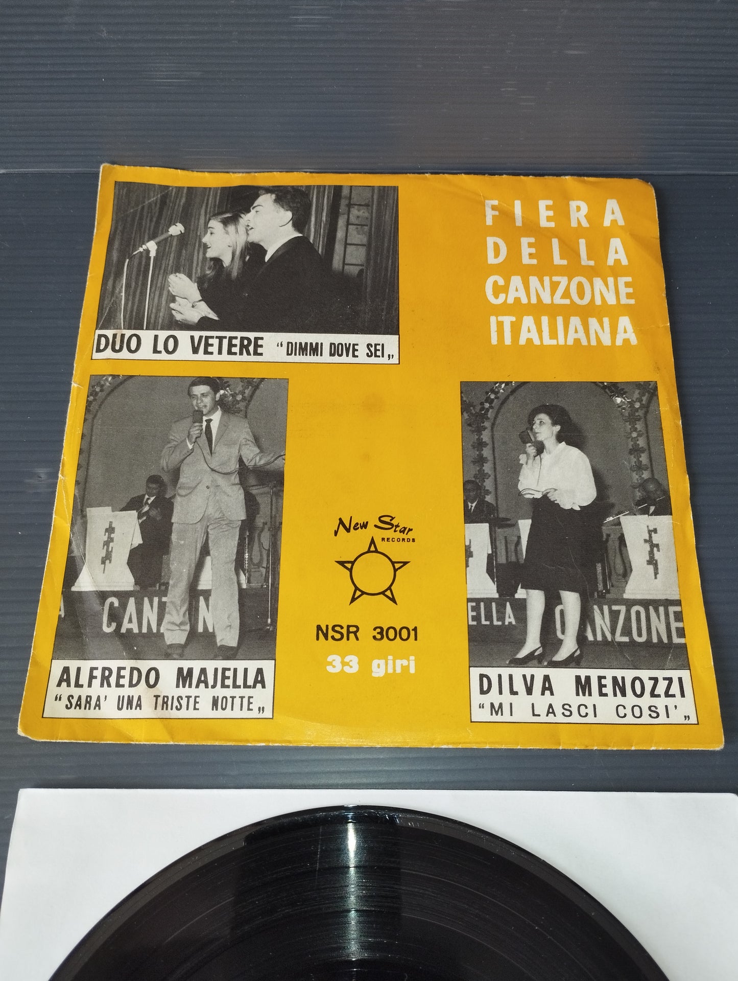 III Fiera Della Canzone Italiana"Vari 7" 33 Giri

Edito negli anni 60 New Star Records