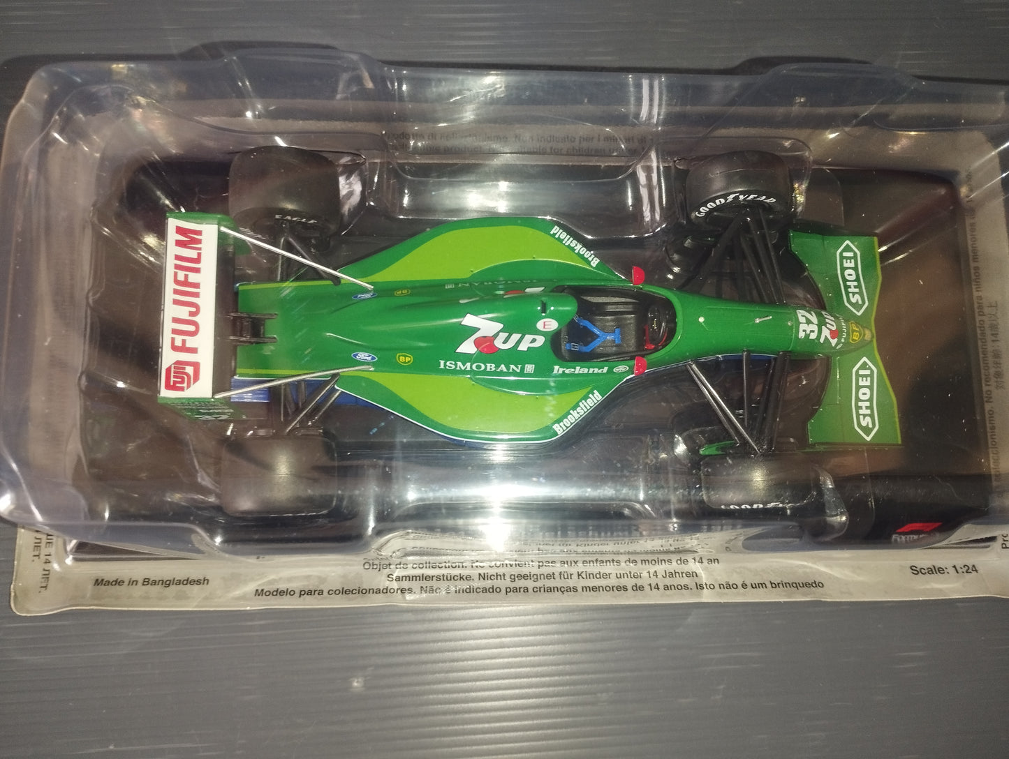 Jordan 191 1991 Michael Schumacher model

 Scale 1:24