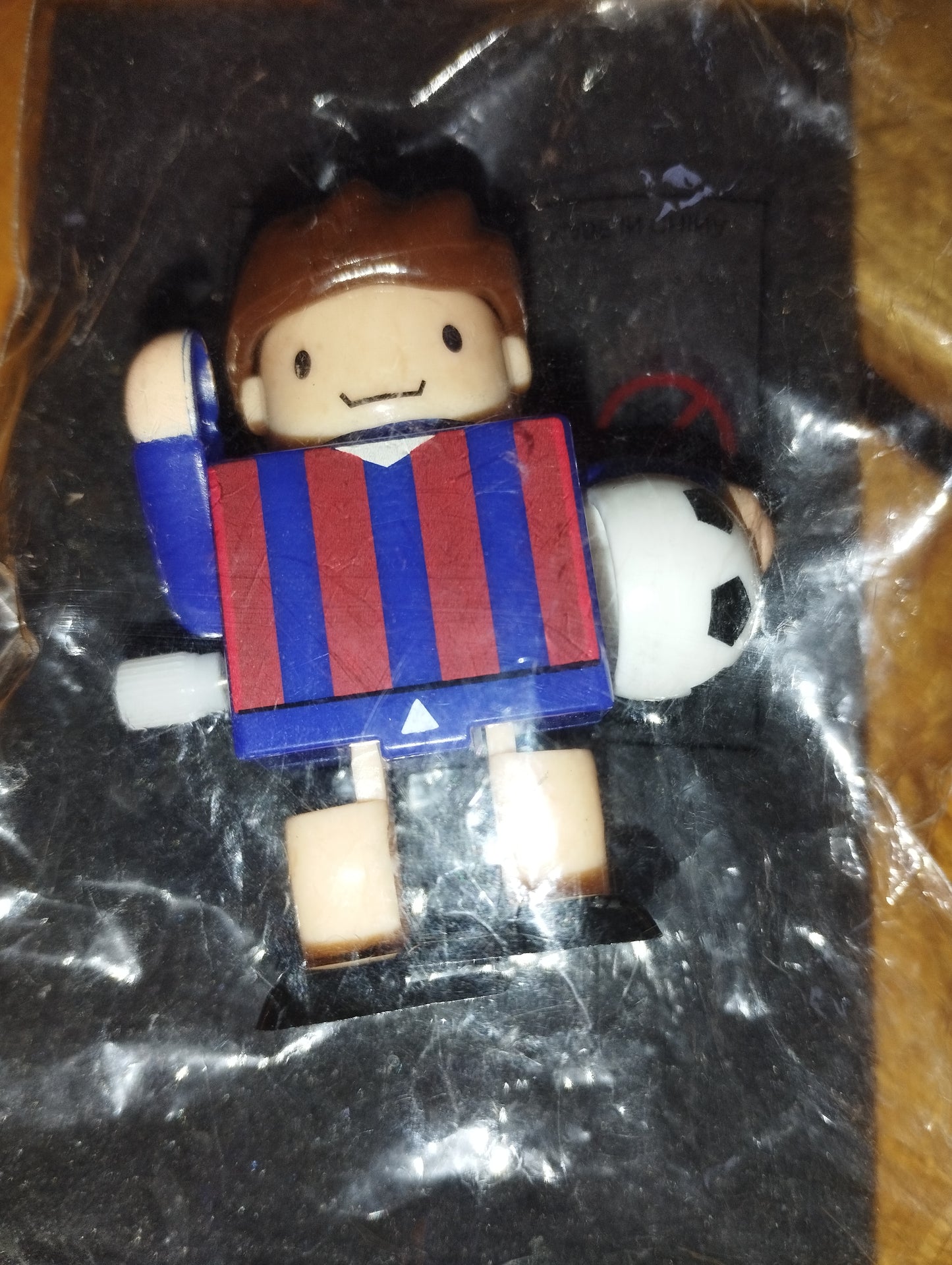 Gadget Footballer Messi Barcelona

 Made of plastic