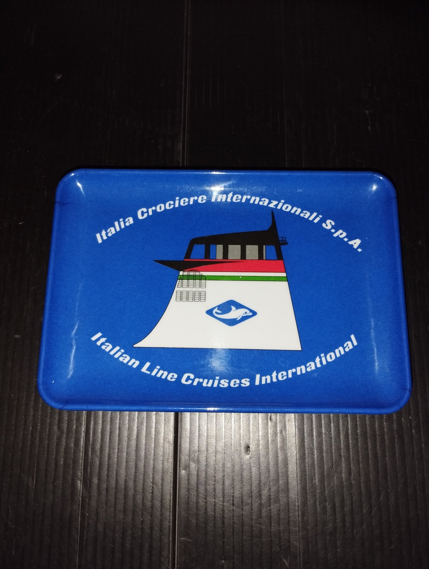 Ashtray Italia Crociere Internazionale Spa

 Produced by Mebel Cod.P67