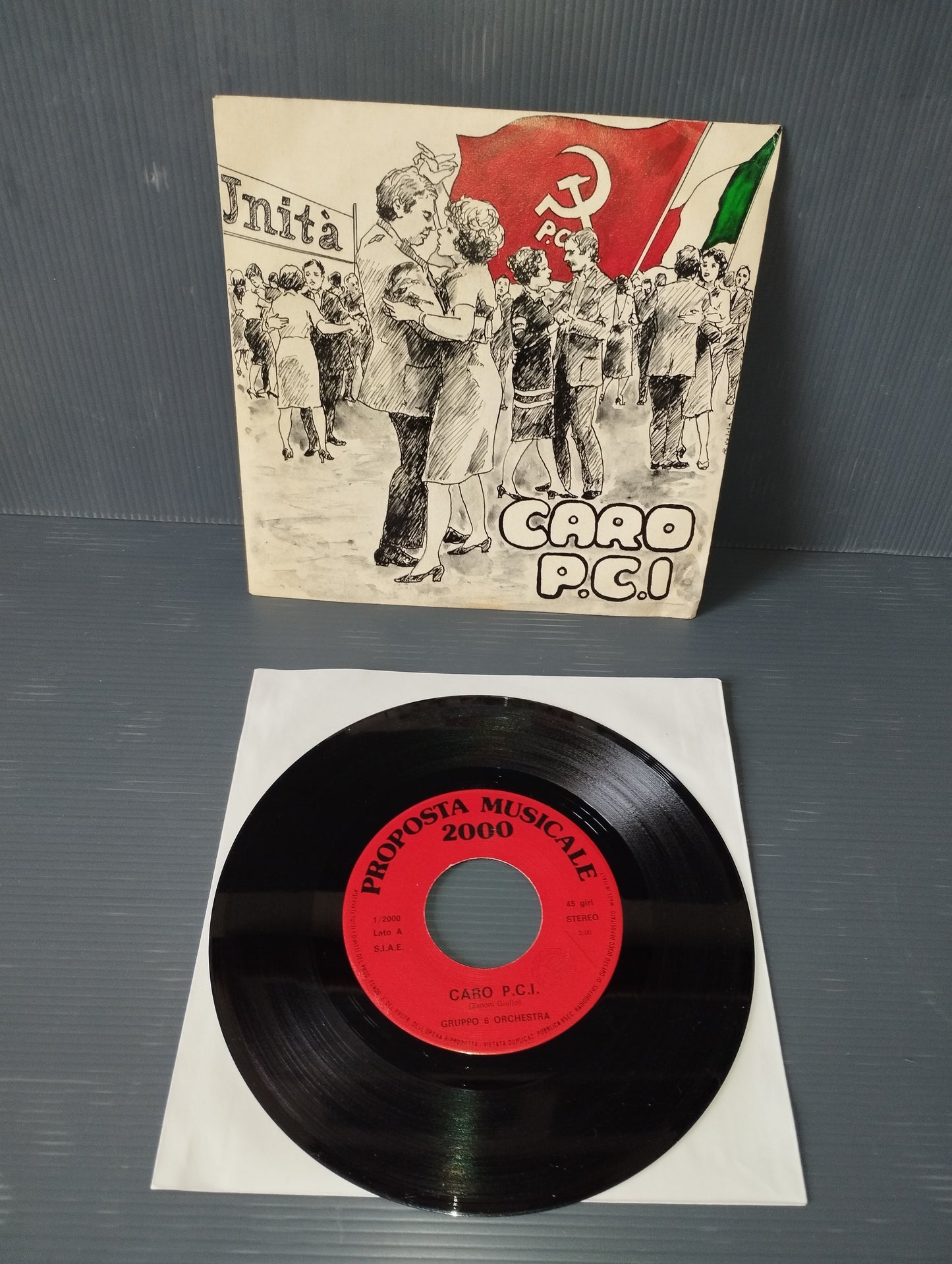 Caro P.C.I/La Mariolina" Gruppo 6 Orchestra 45 Giri

Edito da Proposta Musicale 2000 Cod