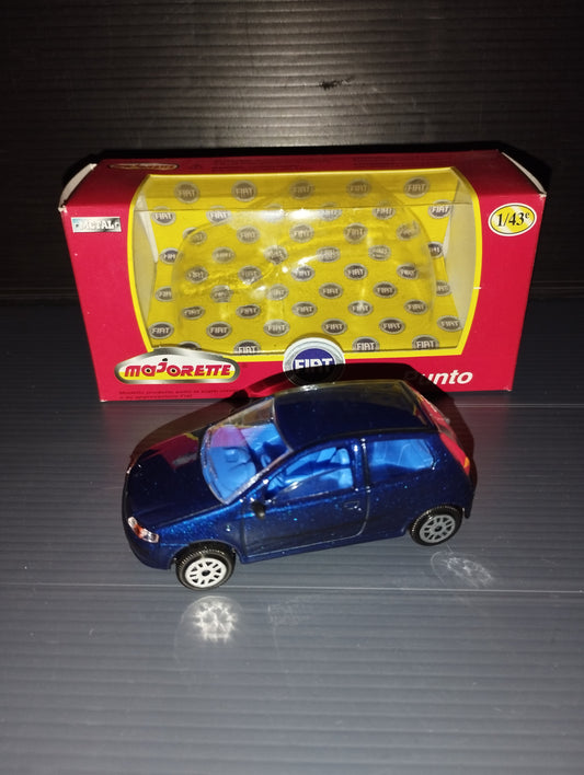 Modellino Fiat Punto 

Prodotto da Majorette

Scala 1:43