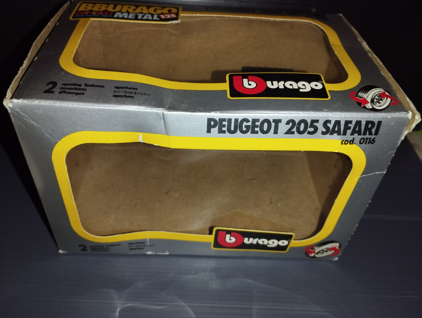 Peugeot 205 Safari model

 Produced by Burago Cod.0116

 Scale 1:25