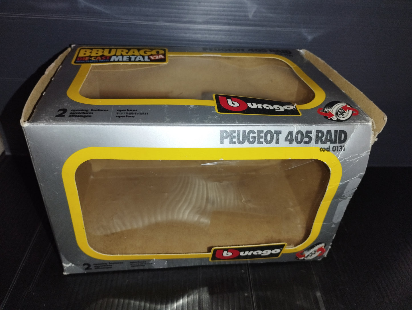 Peugeot 405 Raid model

 Produced by Burago Cod.0131

 Scale 1:24