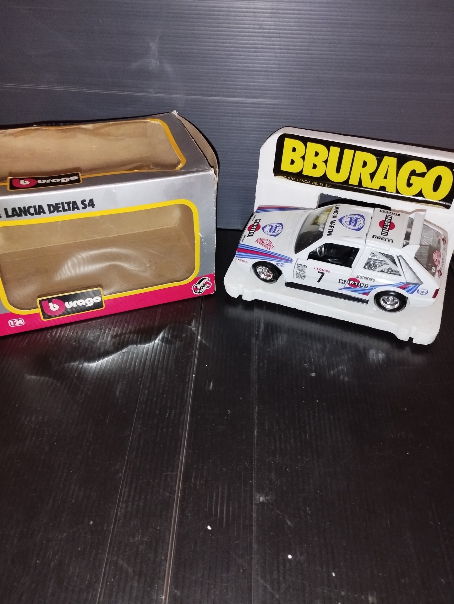 Modellino Lancia Delta S4

Prodotto da Burago cod.0115

scala 1:24