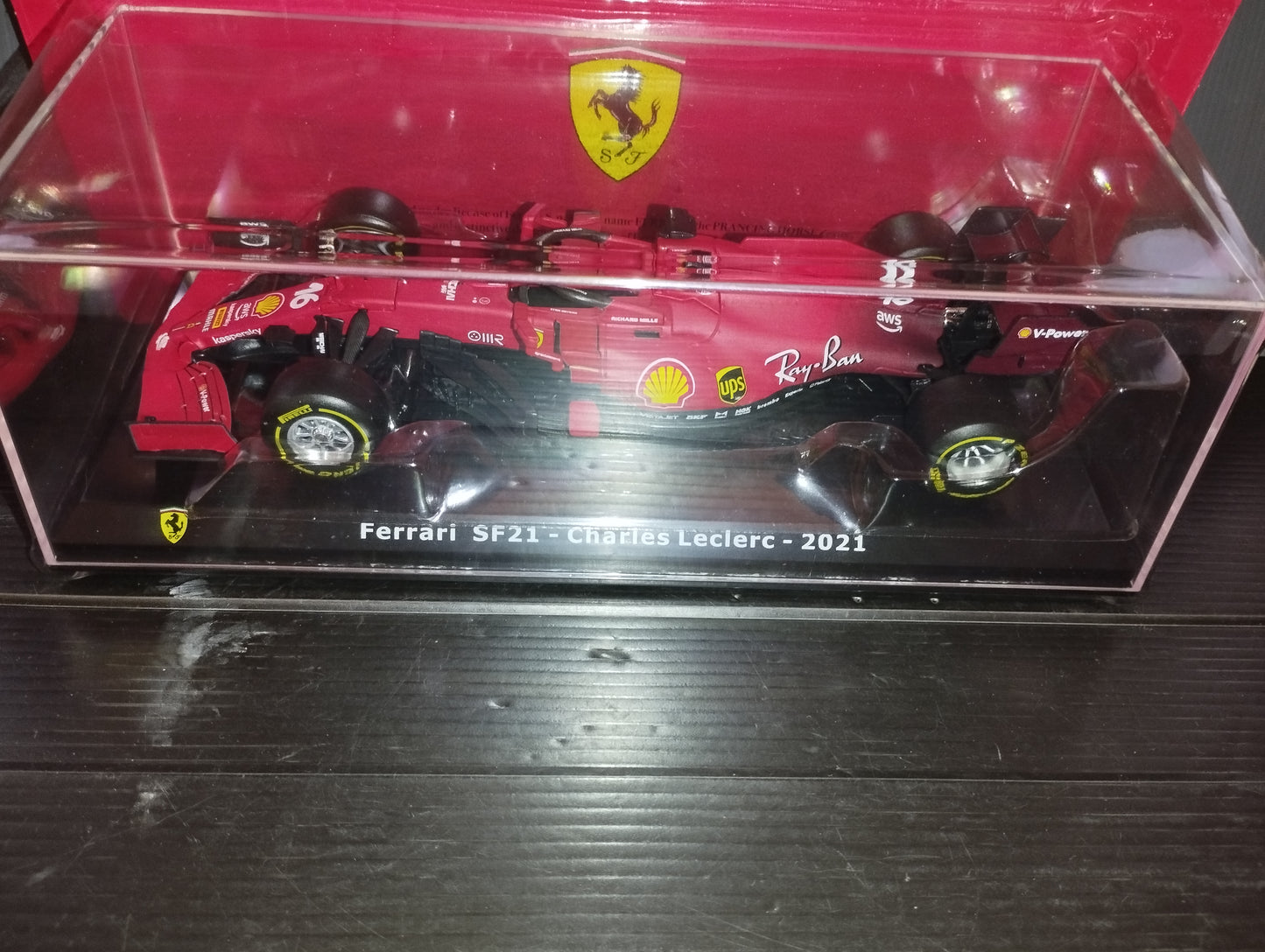 Ferrari SF21 Charles Leclerc 2021 model car

 Centauria Scale 1:24