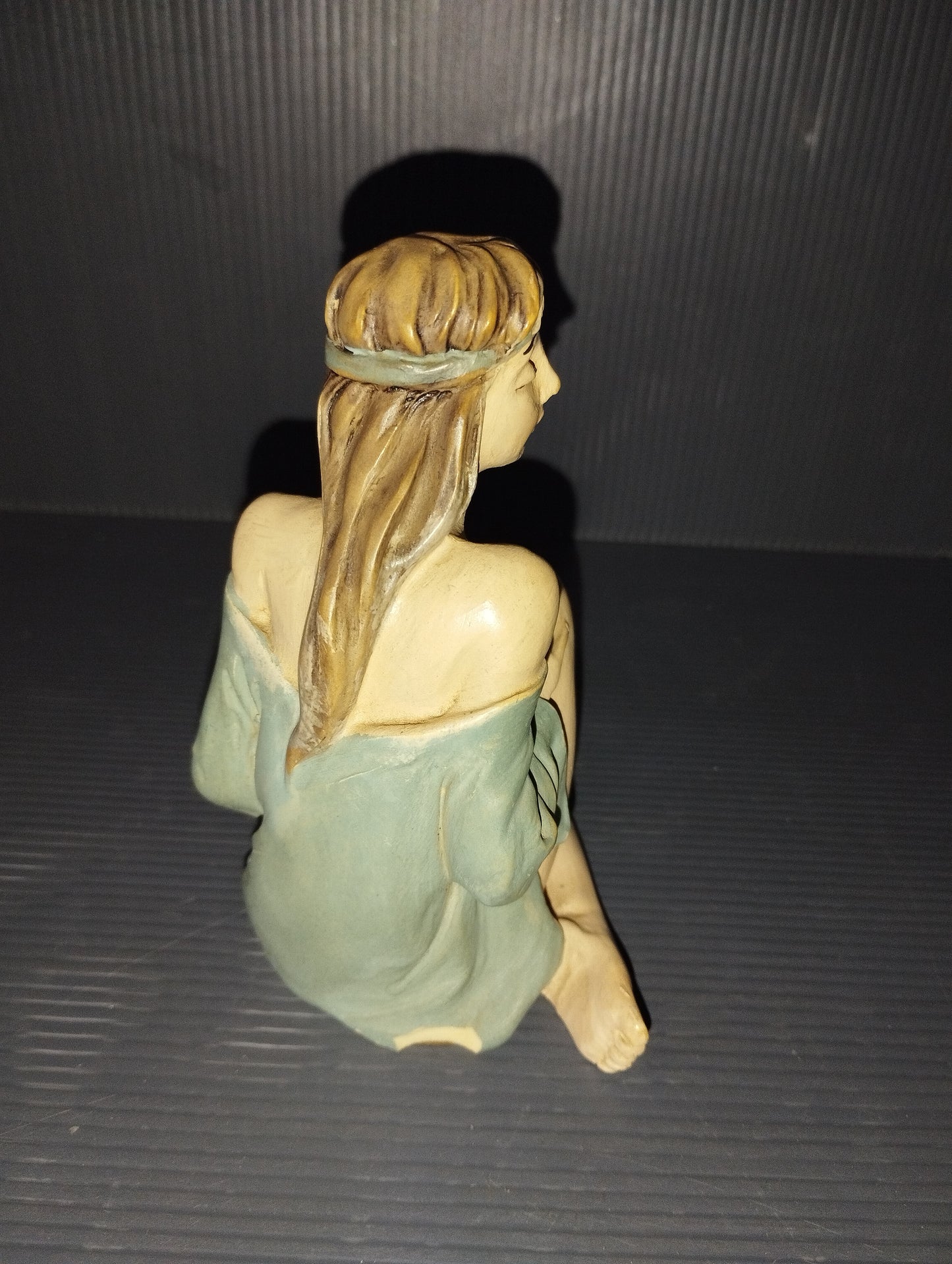 Statua Ragazza In Resina

Marchiata B

Made In Italy