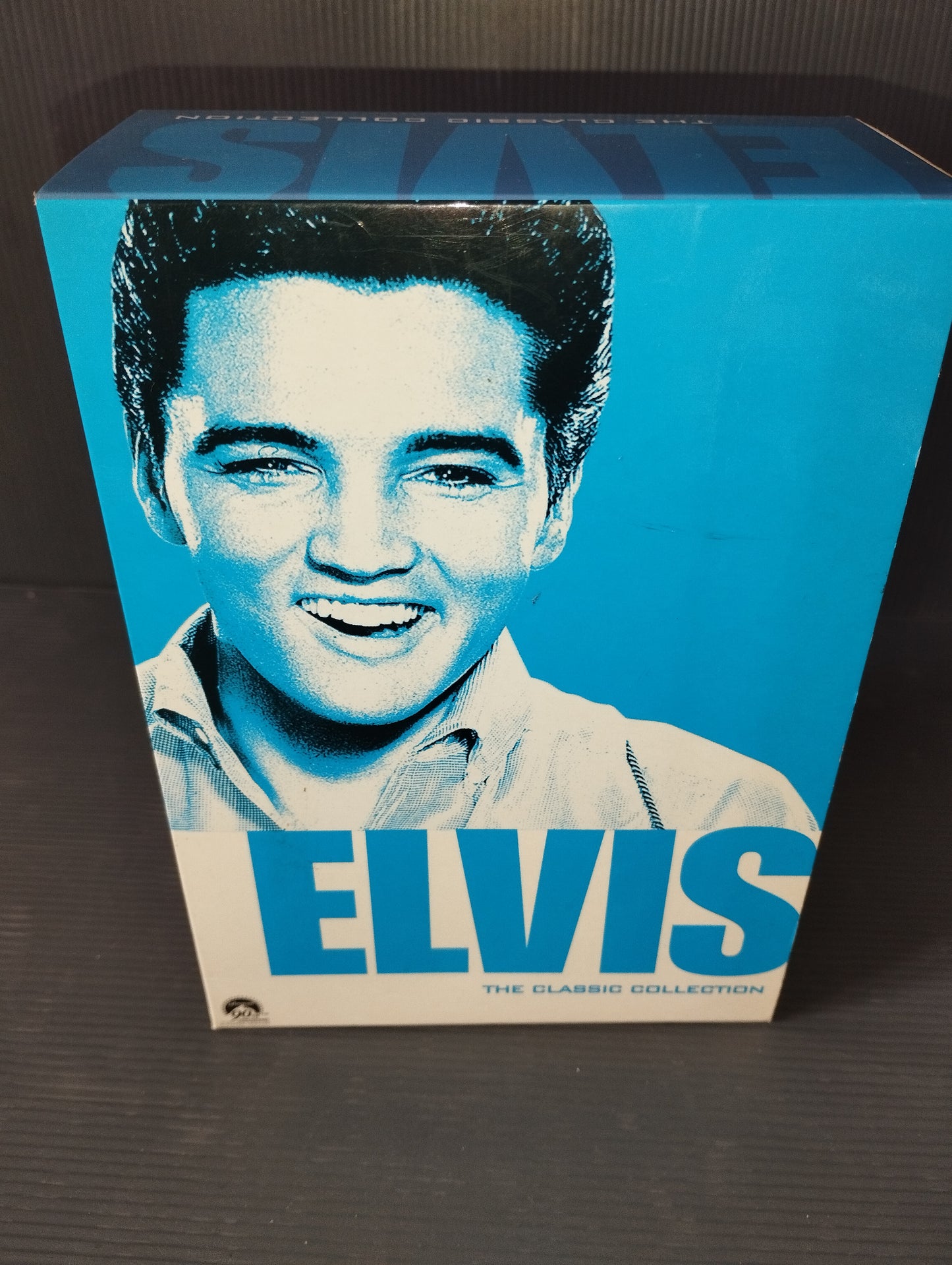 Elvis The Classic Collection 4 DVD Elvis Presley box set

 Published in 2002 by Paramount Code PDS 20235