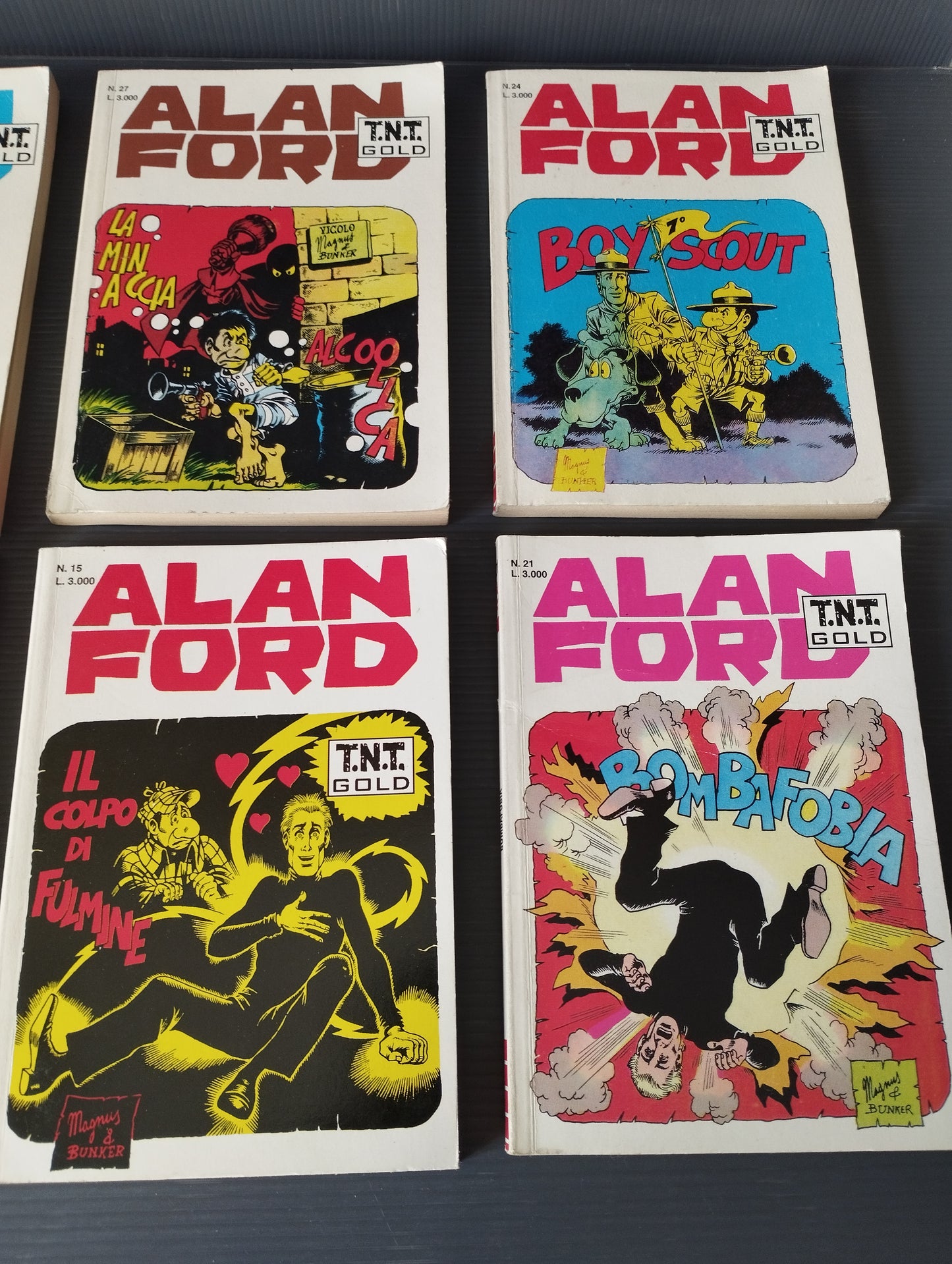 Lot 6 Alan Ford comics

 90's

 Magnus &amp; Bunkers