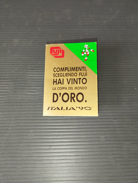 Italia 90 Gold World Cup Pin Fuji Film Gadget the official colors of Italia '90