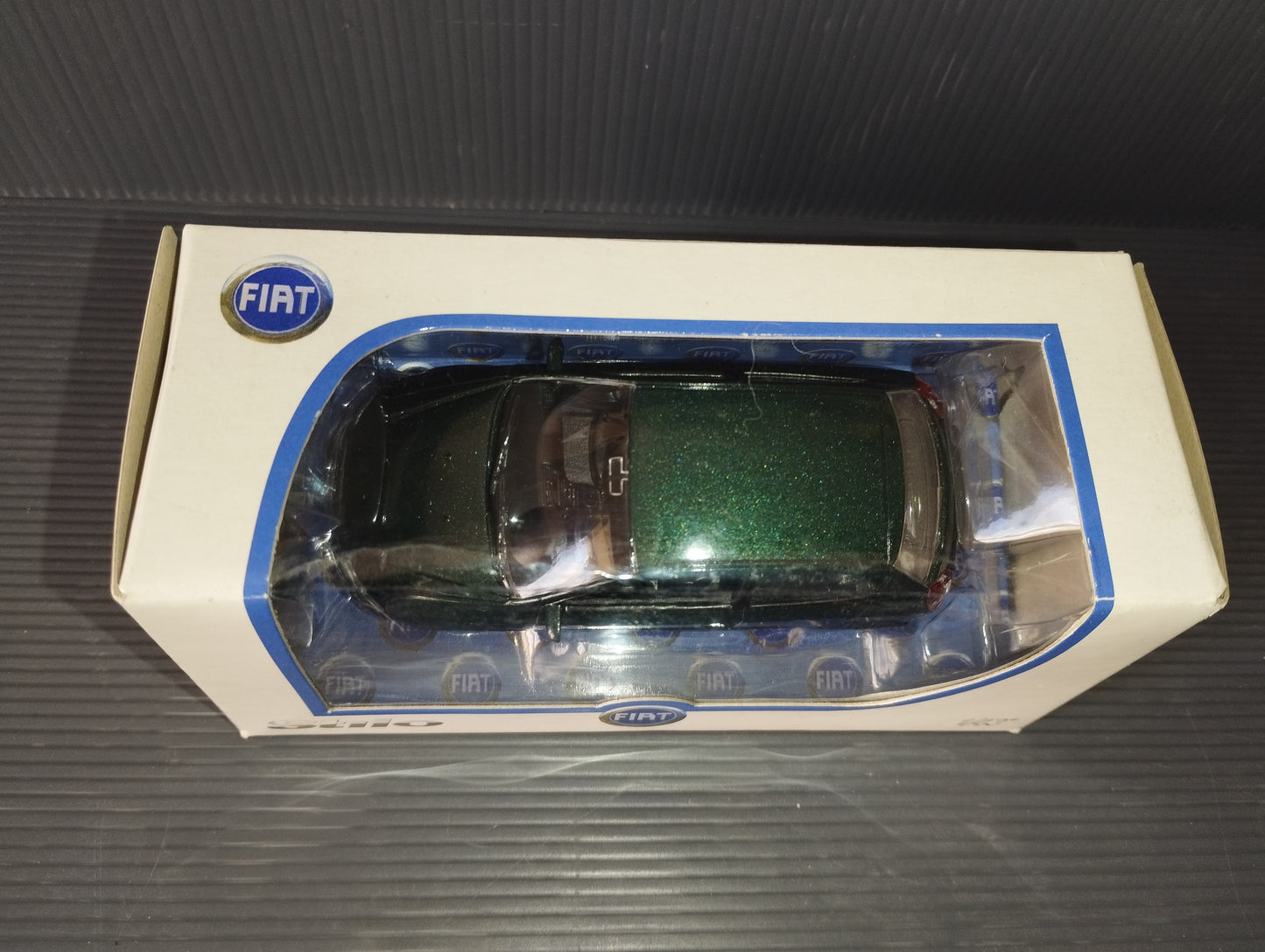 Fiat Stilo model

 Produced by Norev

 Scale 1:43