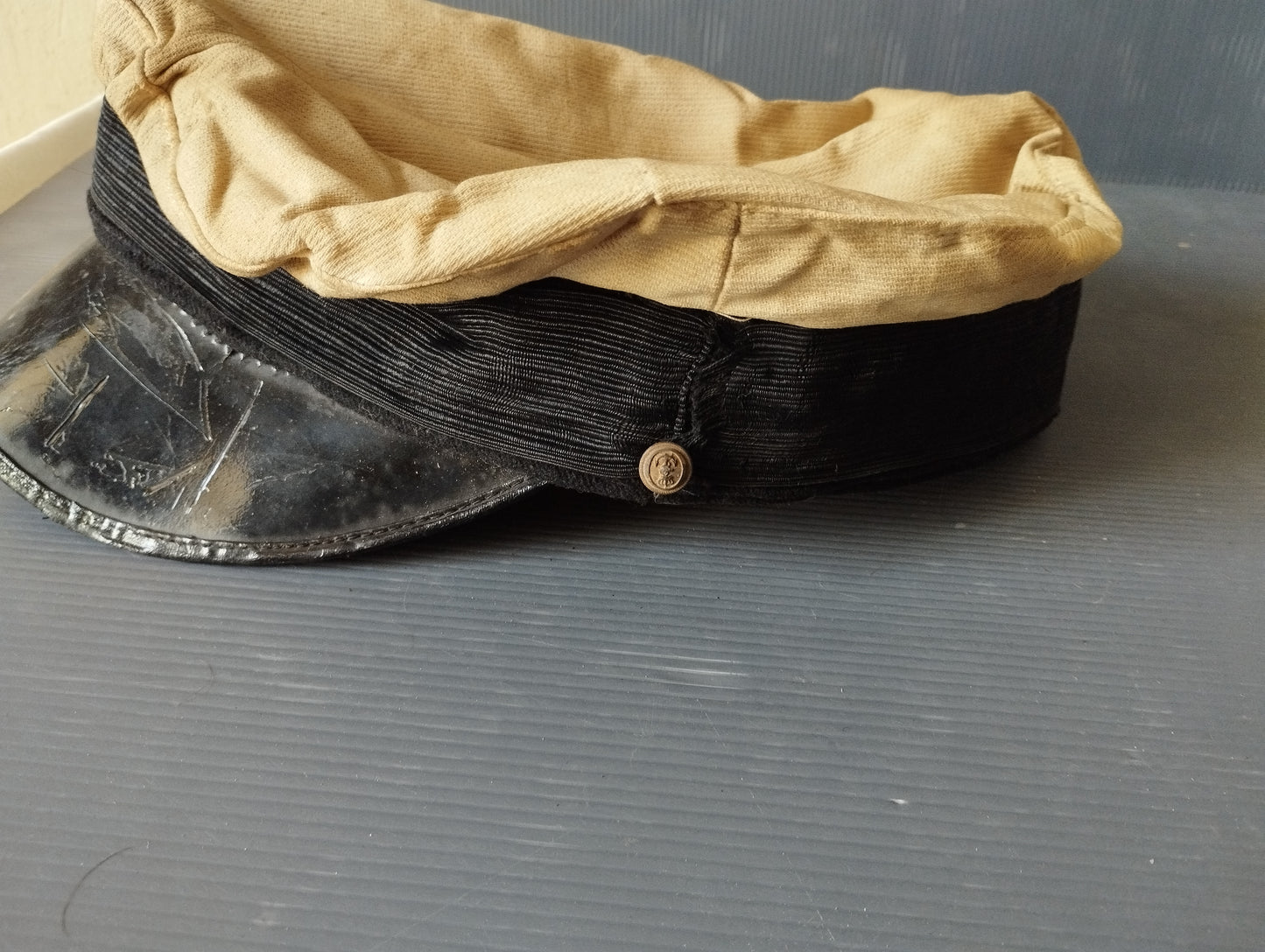 Ancient sailor hat to be restored