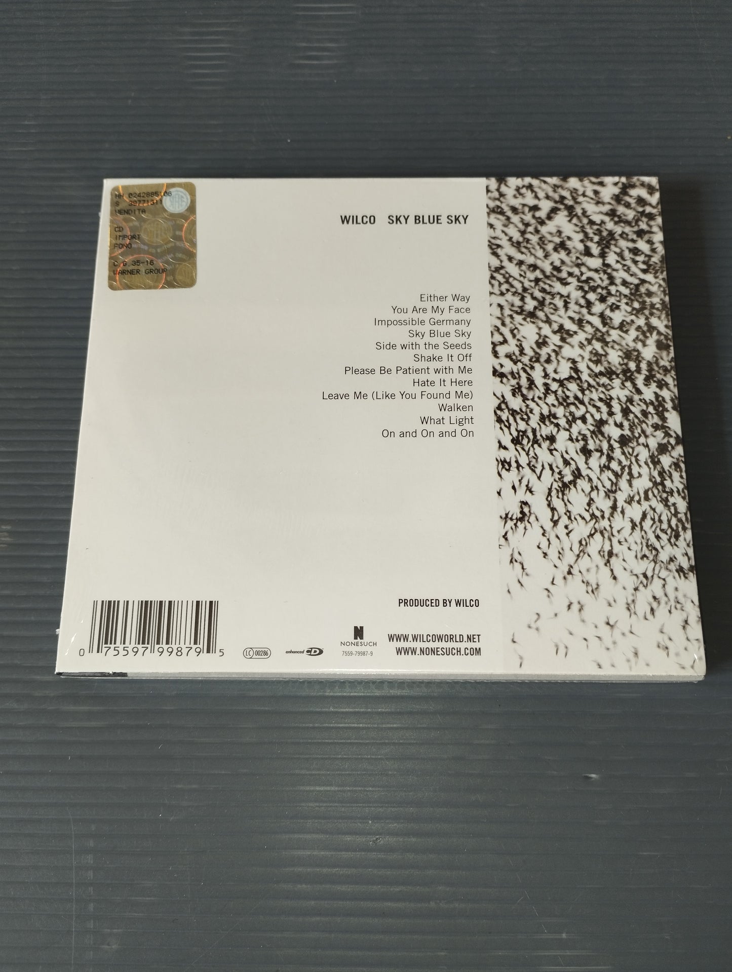 Sky Blue Sky" Wilco CD

Edito nel 2007 da  NONESUCH