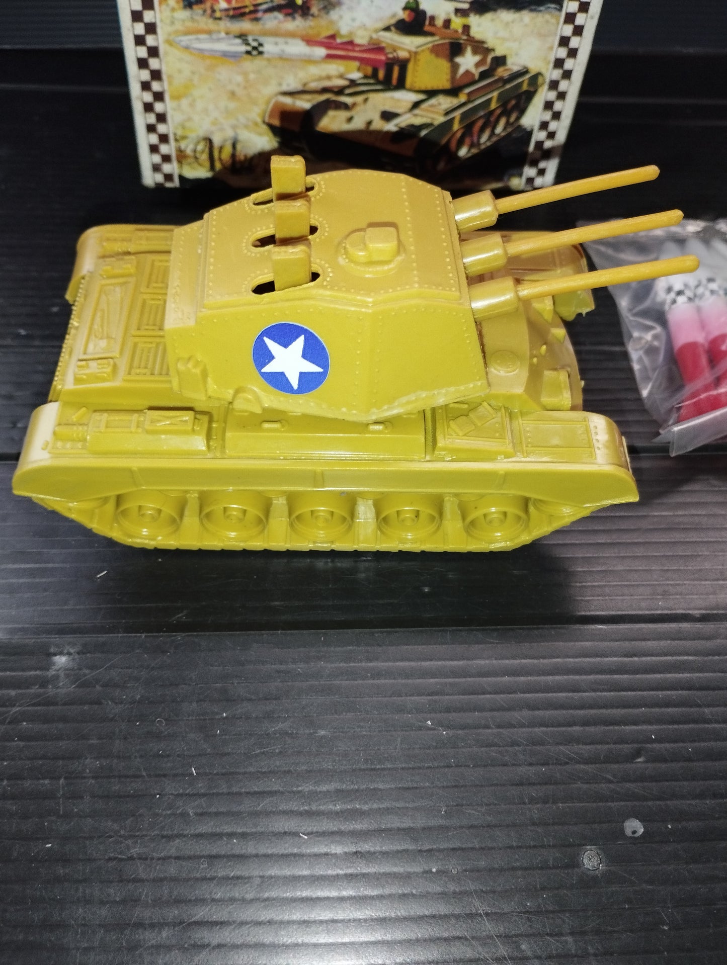 Modellino Desert Patrol Rocket Tank

In Plastica

Anni 70