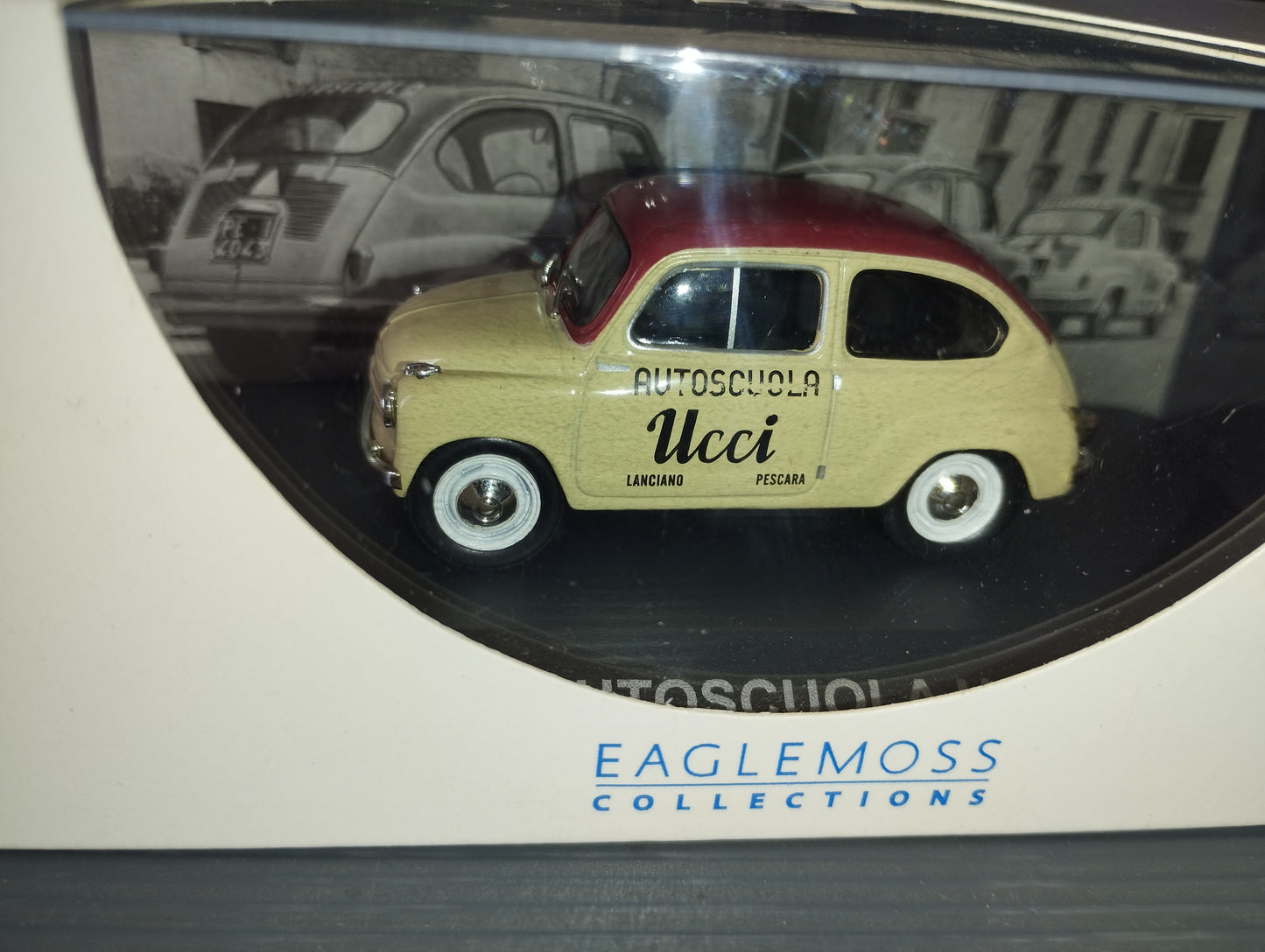 Modellino Fiat 600 Autoscuola Ucci

Scala 1:43