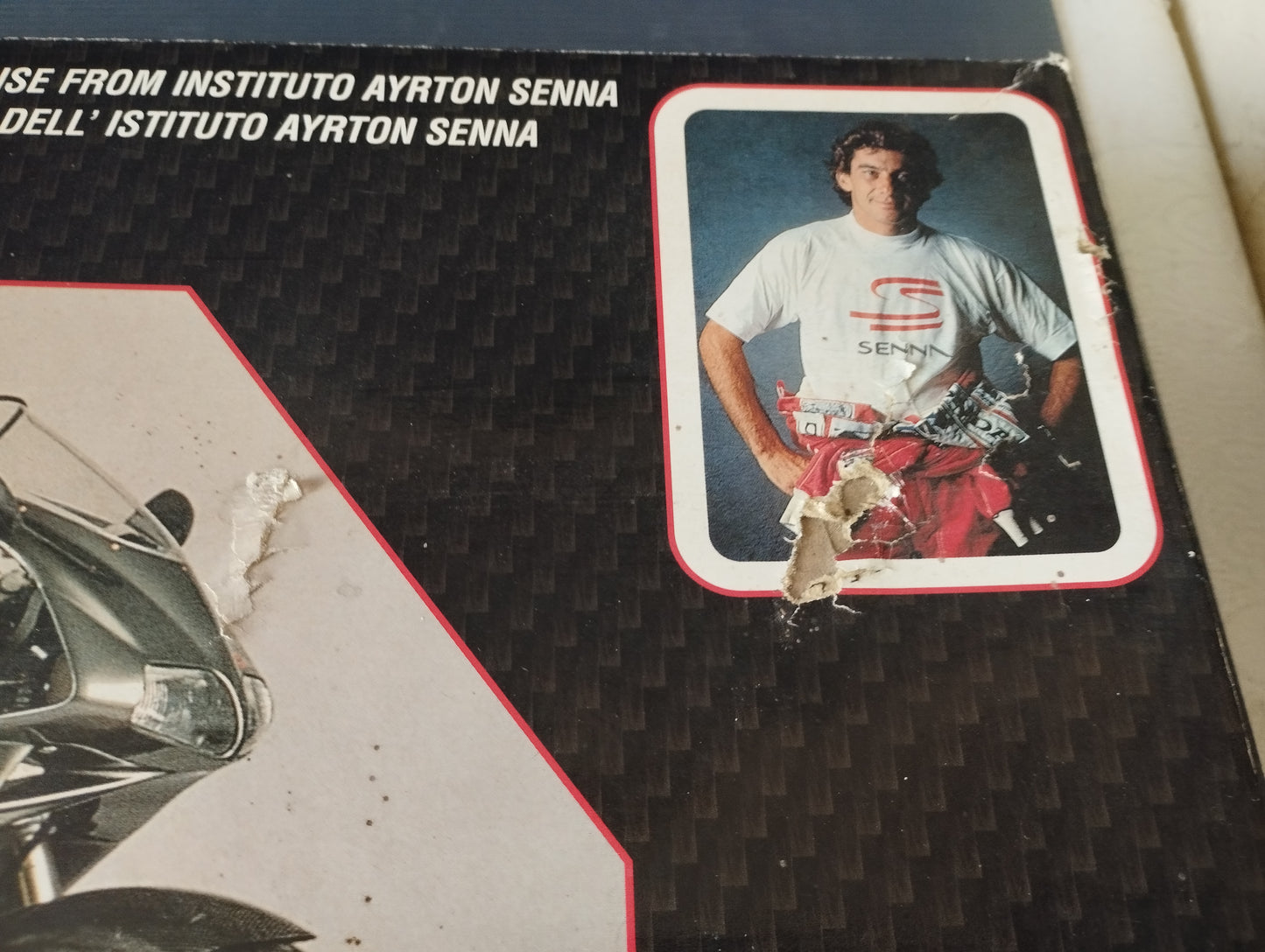 Ducati Senna Desmoquattro Novesedici model

 mounting kit Produced by Swift Protar Model

 Scale 1:9