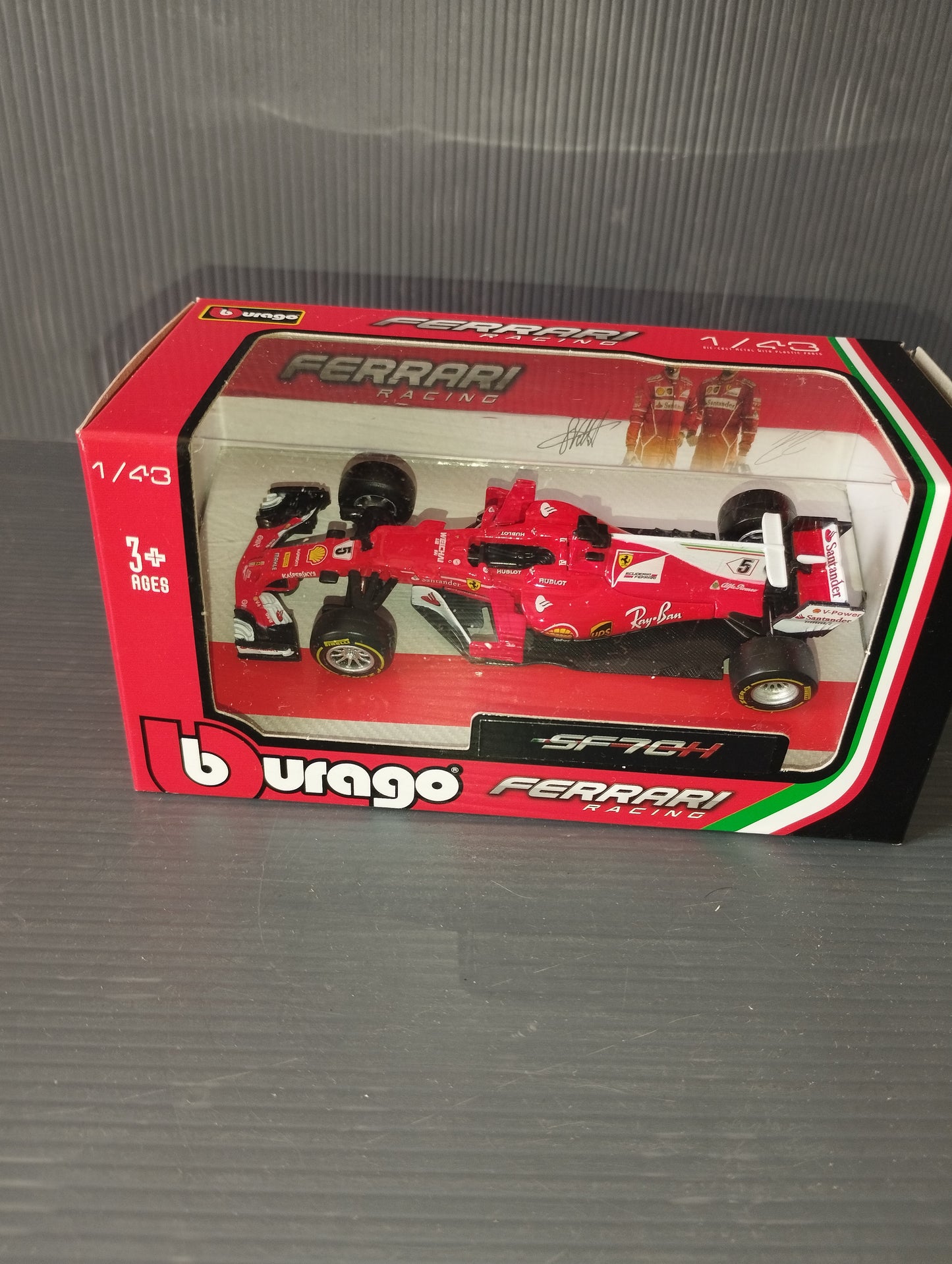 Ferrari SF70H Vettel/Raikkonen model

 Produced by Bburago

 Scale 1:43