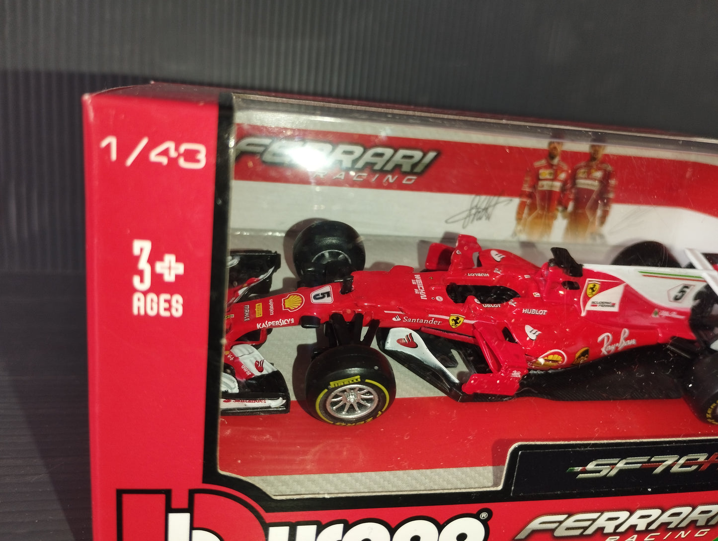 Ferrari SF70H Vettel/Raikkonen model

 Produced by Bburago

 Scale 1:43