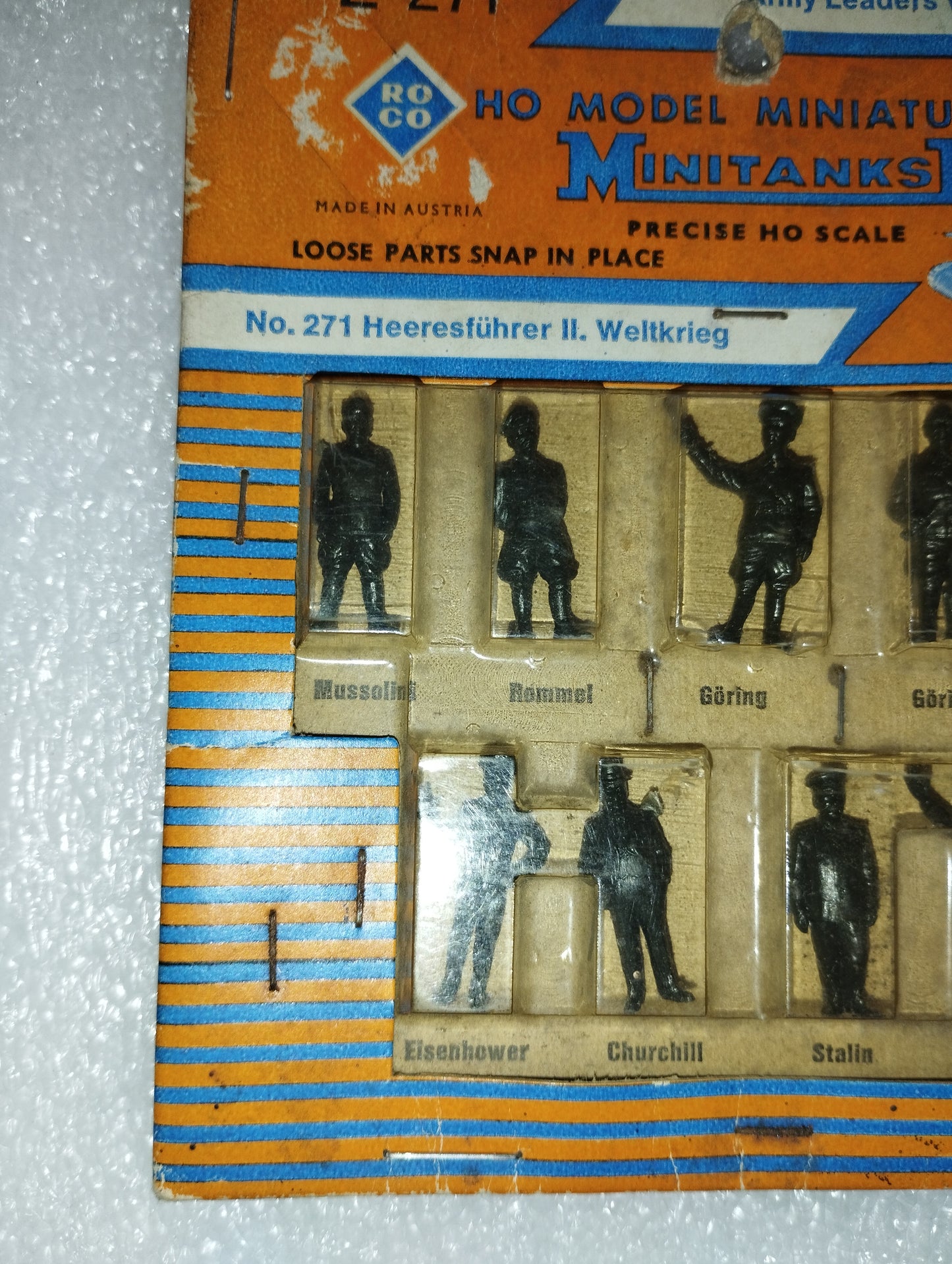 Model Miniatures Leaders Seconda Guerra mondiale

Prodotto da Roco cod.Z-271

Made in Austria