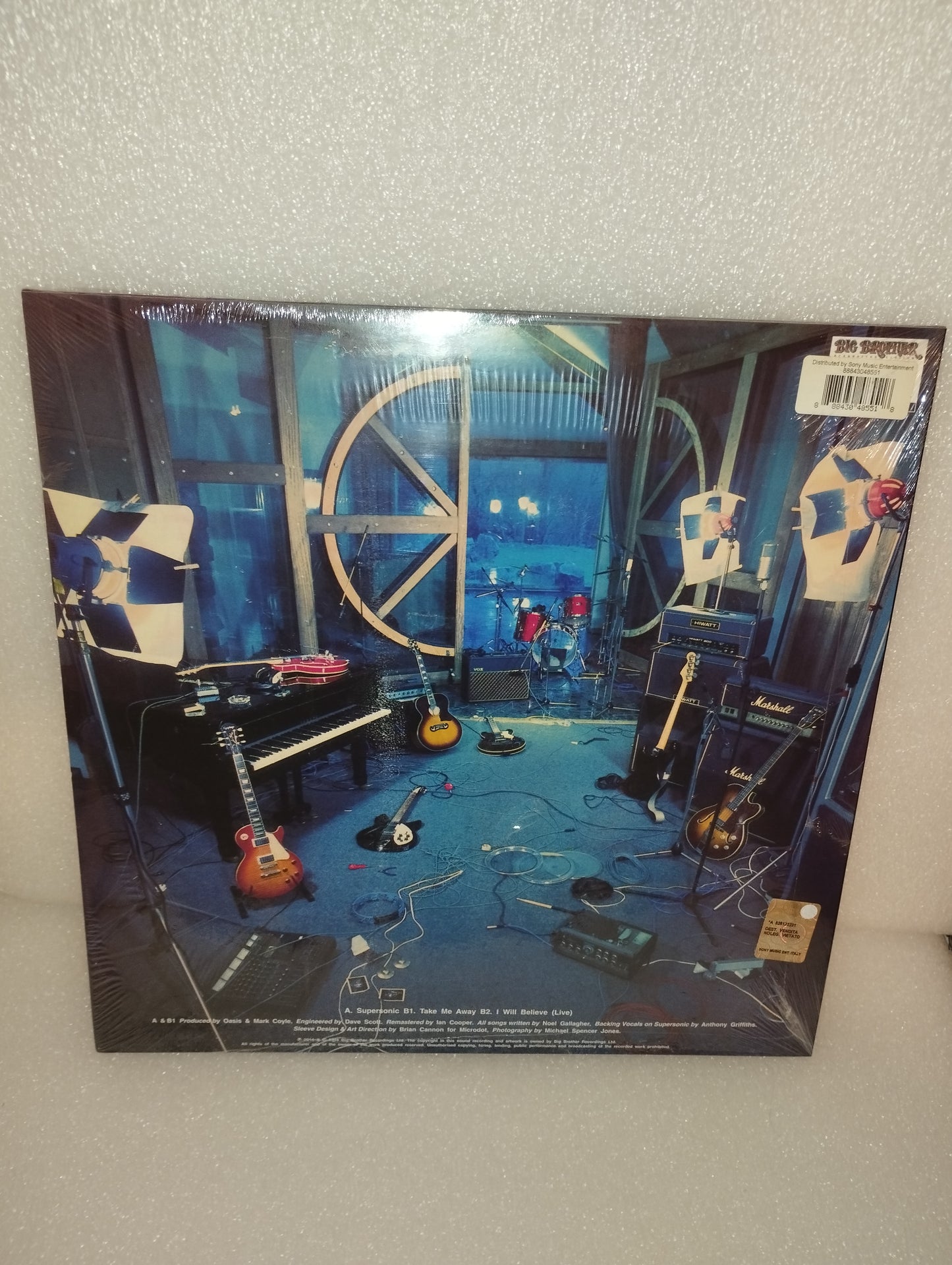 Supersonic" Oasis Vinile 12" 45 giri

Riedizione rimasterizzata Big Brother Cod.RKID71T