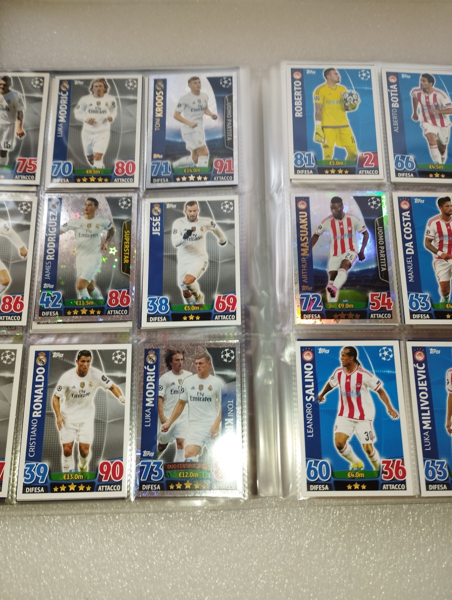 Album Card UEFA Champion League Stagione 2015/16

Edita da  Topps Match Attax