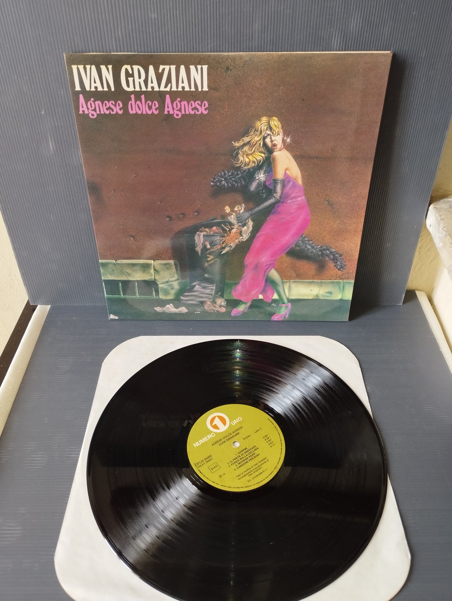 Agnese Dolce Agnese" Ivan Graziani Lp 33 Laps

 Published in 1978 by Numero Uno code ZPLN 34055