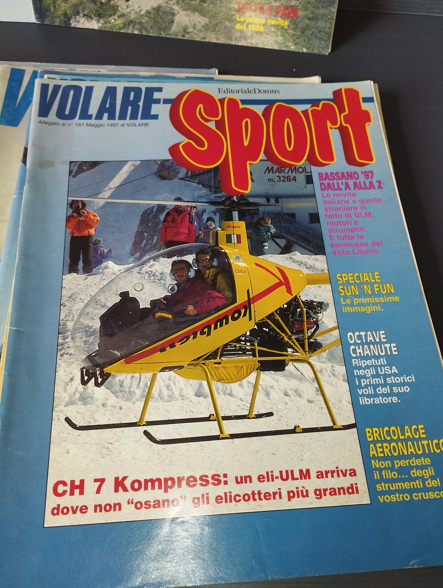 Lot of 7 Volare/Volare Sport magazines

 Published in the 90s by Editoriale Domus