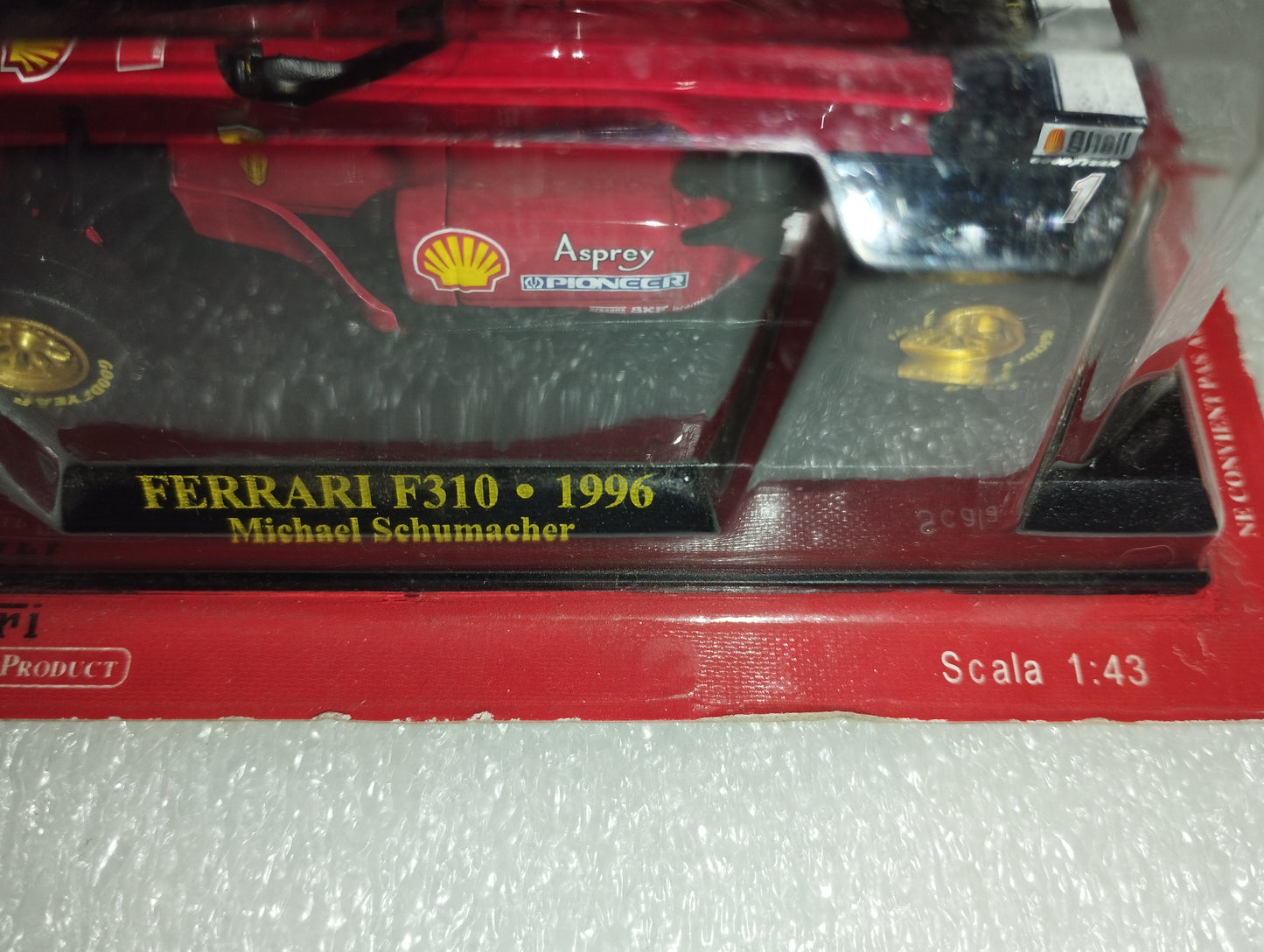 Modellino Ferrari F310 1996 Michael Schumacher

Scala 1:43