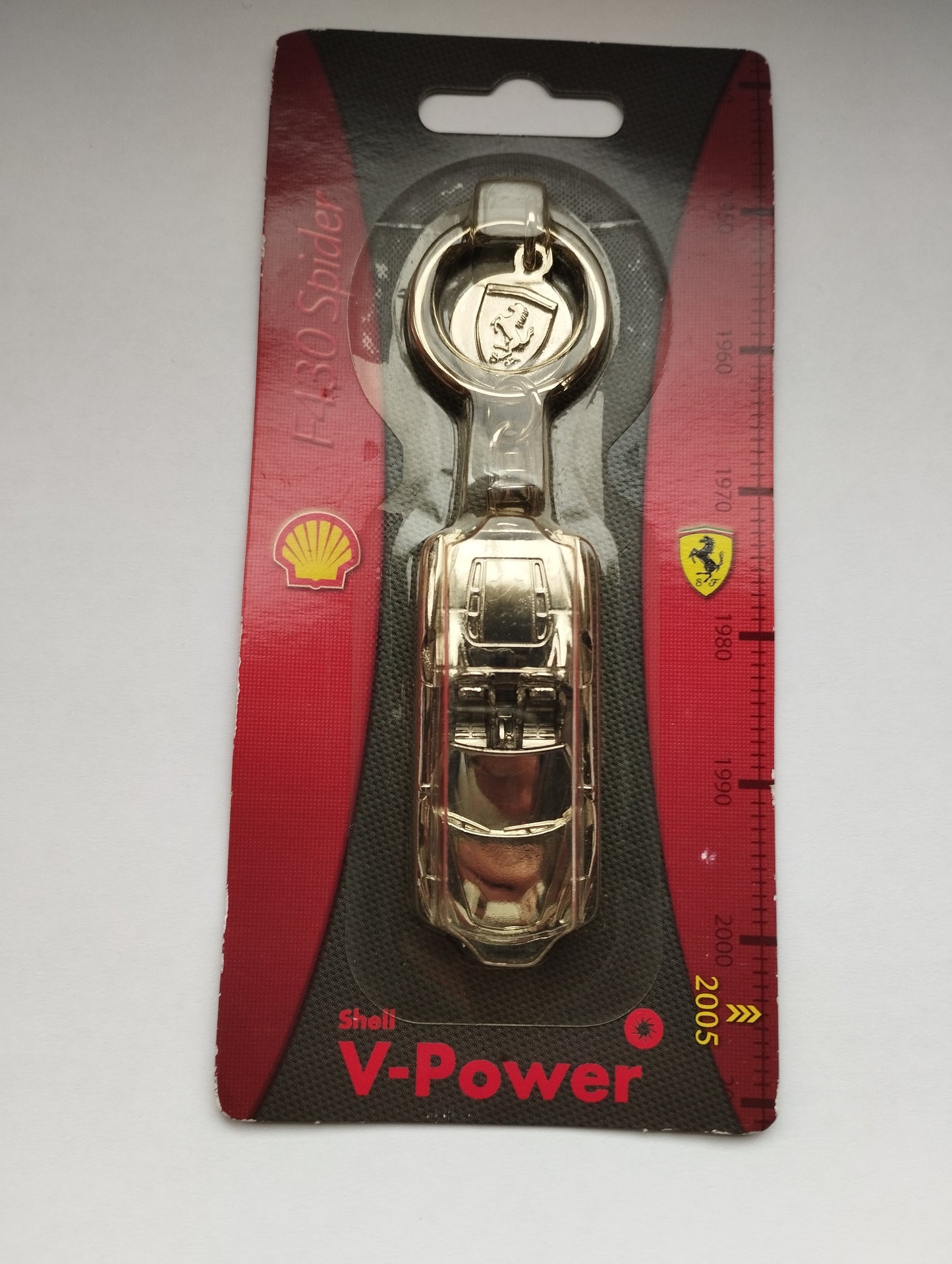 Ferrari F430 Spider key ring
 2005
 Shell V-Power gadgets

 In chromed metal