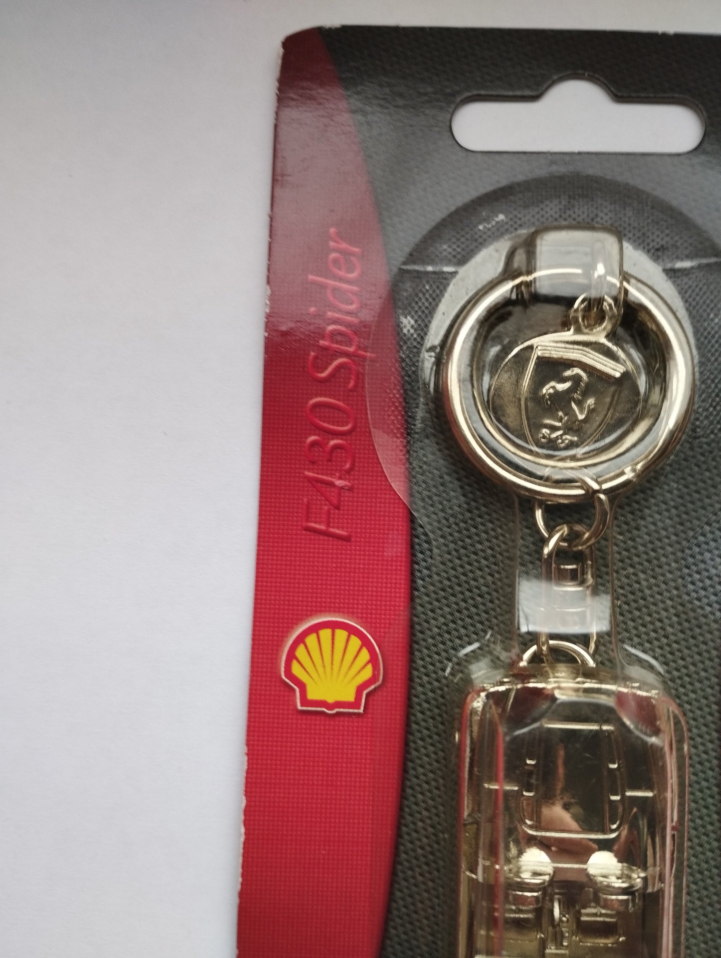 Ferrari F430 Spider key ring
 2005
 Shell V-Power gadgets

 In chromed metal