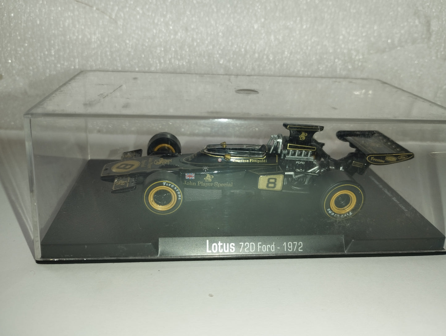 Modellino Lotus 72D Ford 1972

Scala 1:43