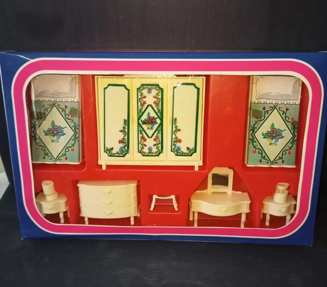 Miniature furniture for dolls, original from the 70s